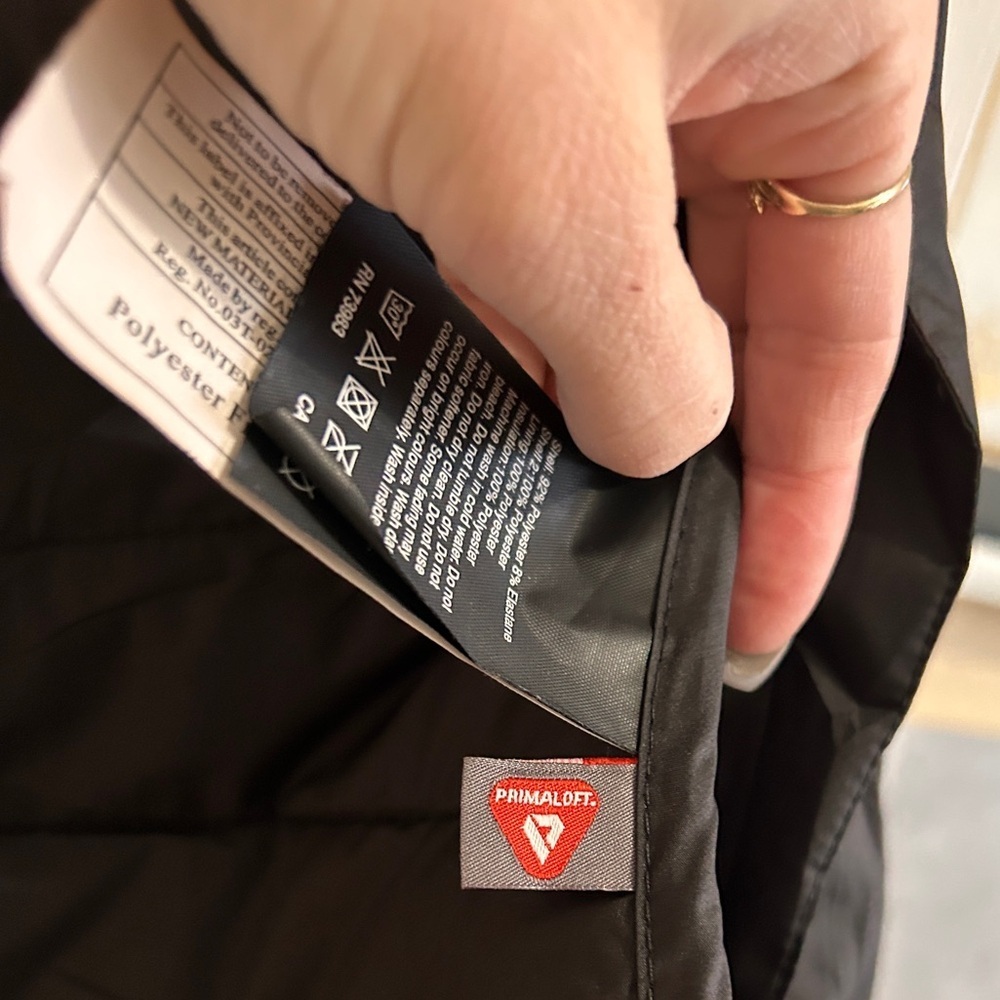 Helly Hansen womens Astra Jacket • size XS - Picture 8 of 10
